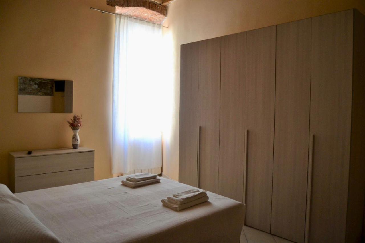 Appartamento Centro Citta Free Private Car Parking Livourne Extérieur photo