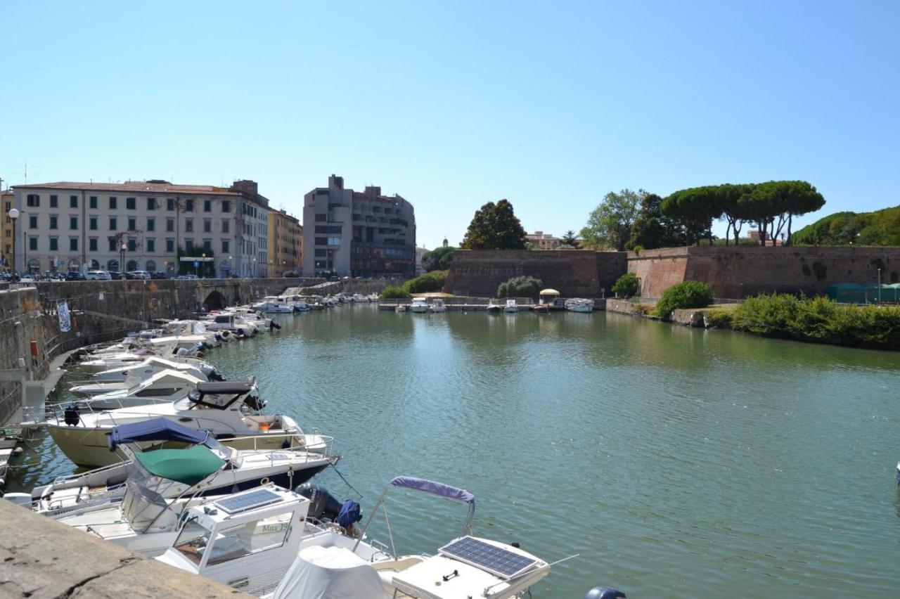 Appartamento Centro Citta Free Private Car Parking Livourne Extérieur photo